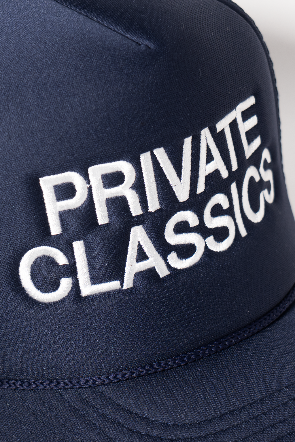 PRIVATE CLASSICS MESH CAP-NAVY